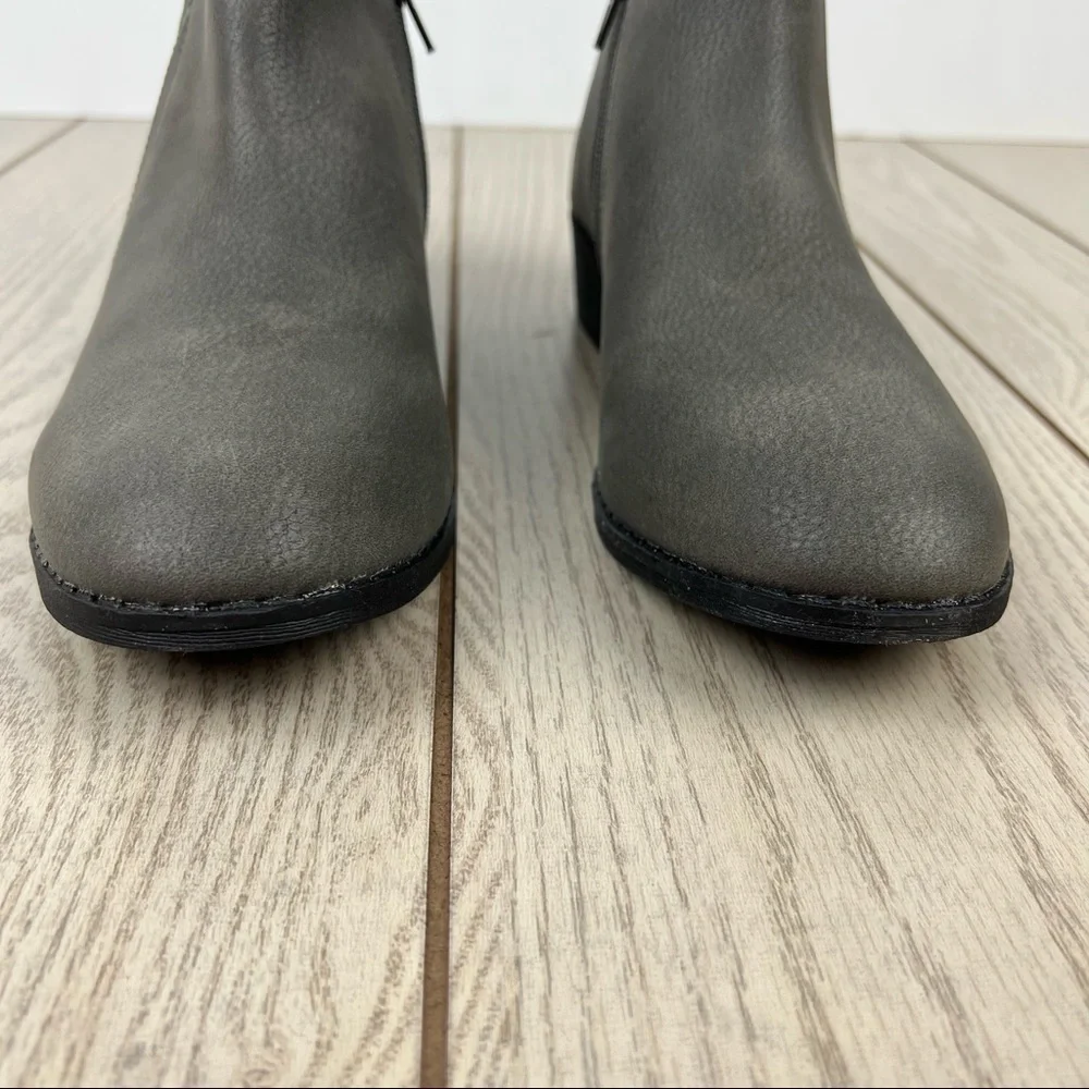 Sun + Stone Cadee Block Heel Ankle Bootie 9.5W Grey Faux Leather $50
